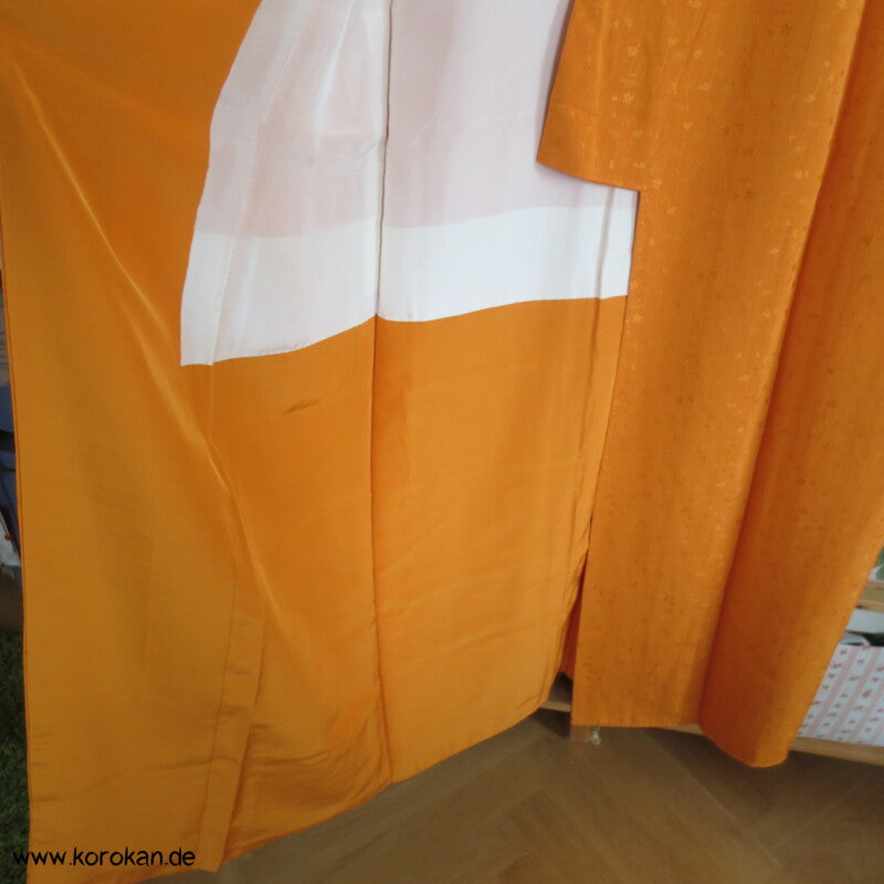 gewebten Zweige goldoranger Iromuji einfarbiger Seiden Kimono