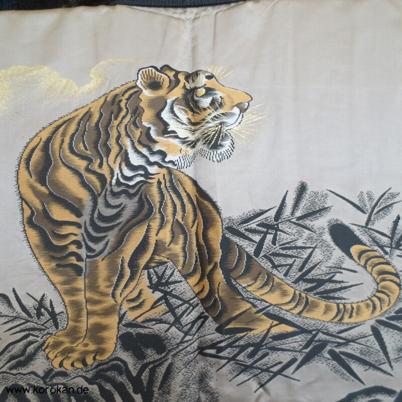 gewebter Tiger Futter, Haori Kimono Jacke - dunkelblaue Tsumugi Seide