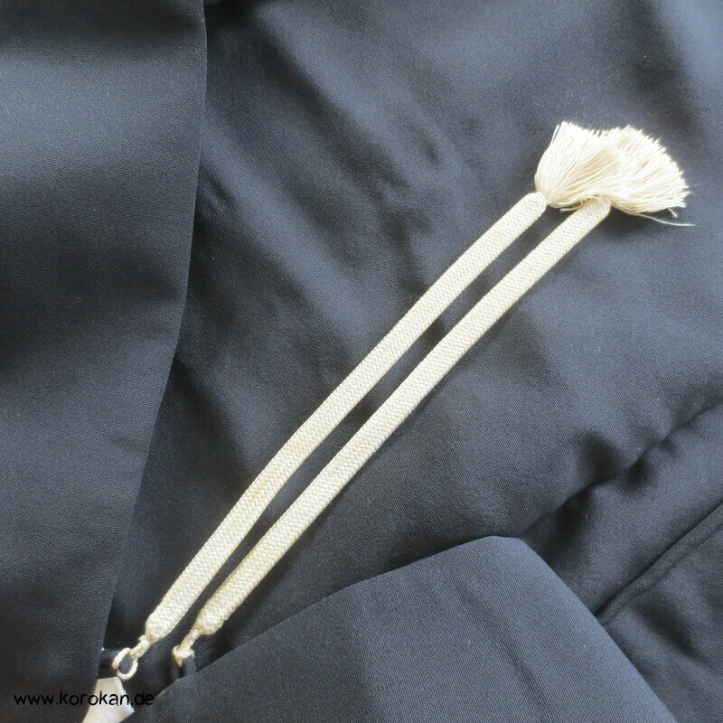 japanische Haori Kimono Jacke mit gemaltem Bambus auf schwarz