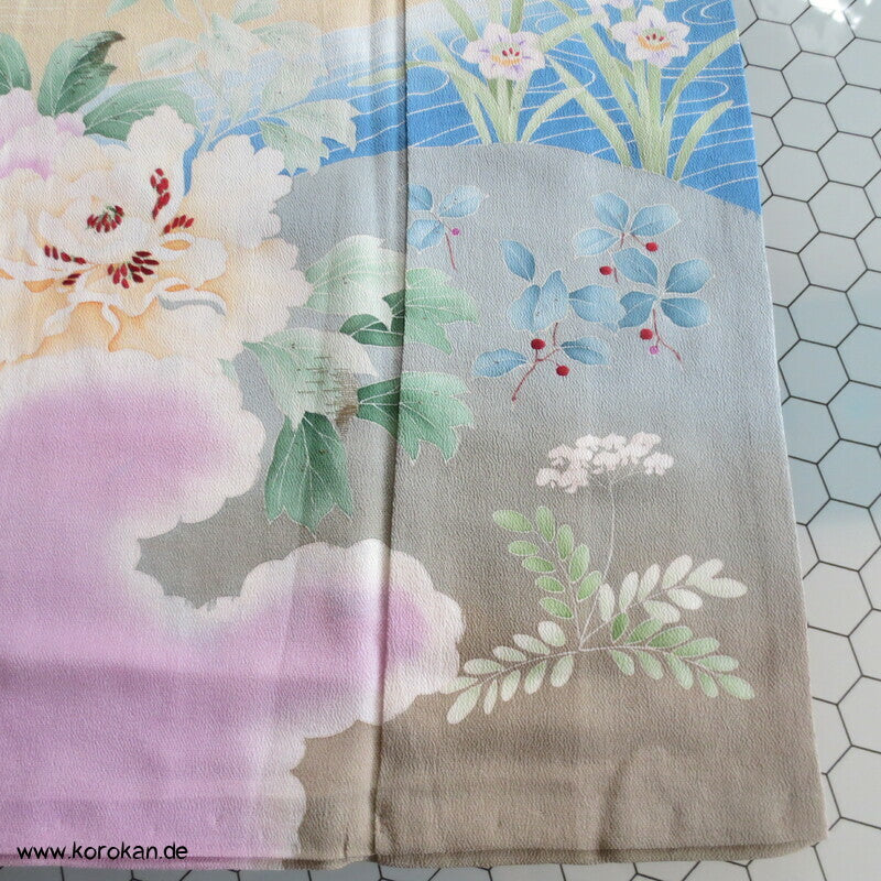 Furisode ? Nakagi? antiker Kimono, leicht mit Mandarinenten
