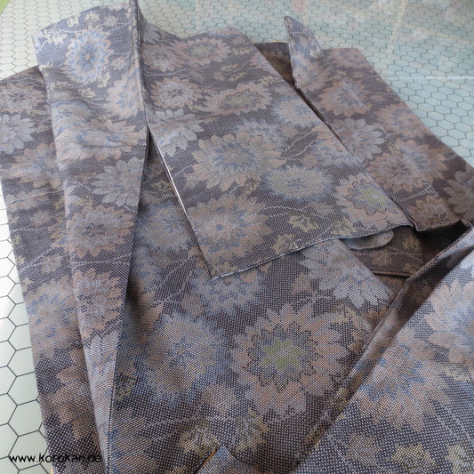 Kasuri Kiku Chrysanthemen Tsumugi Seiden Kimono