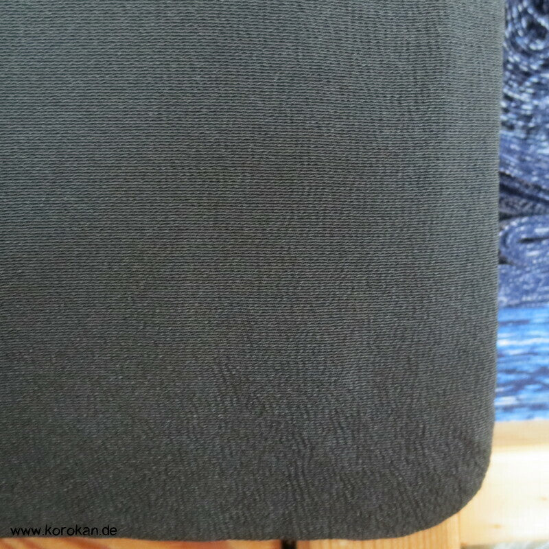 Junihitoe Hime und Verehrer Tomesode Kimono