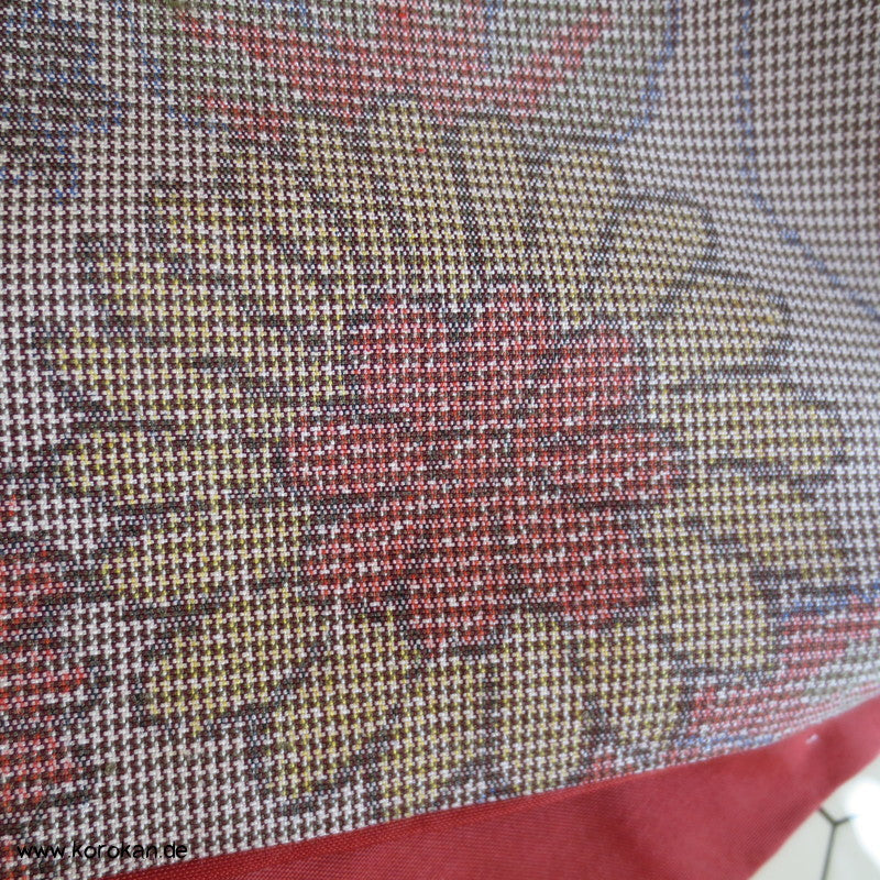 Kiku und Kikko Kasuri Tsumugiseiden Kimono
