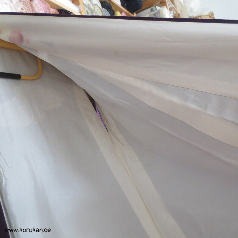 Shibori Wolkenmuster, aubergine Seidendamast Tsukesage Kimono