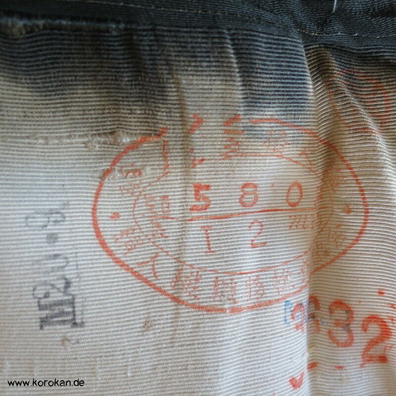 Tomesode, Ume und Bambus, viel Gold Seiden Karieba