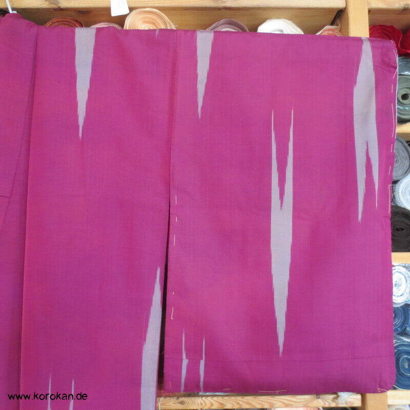Meisen Seiden Komon Kimono, Yabane Pfeilmuster