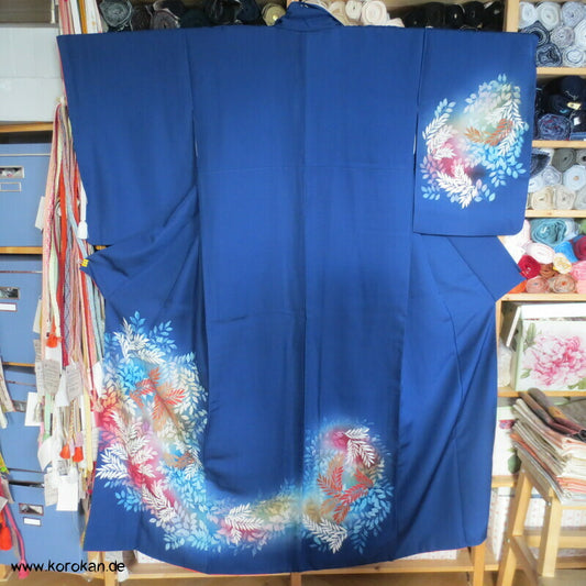 wilde Zweige in blau Tsukesage / Homongi Seidencrepe Japan Kimono
