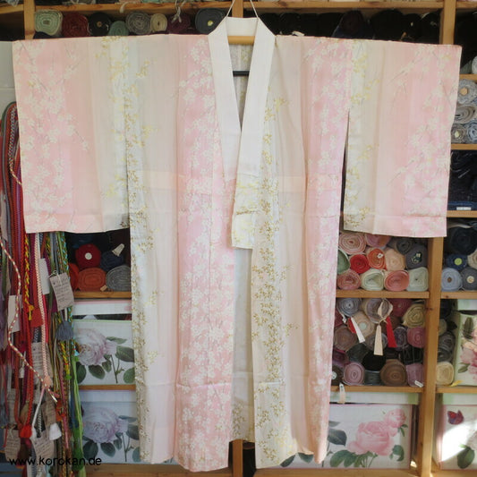 Sakura Seide mit Golddruck Juban Unterkimono