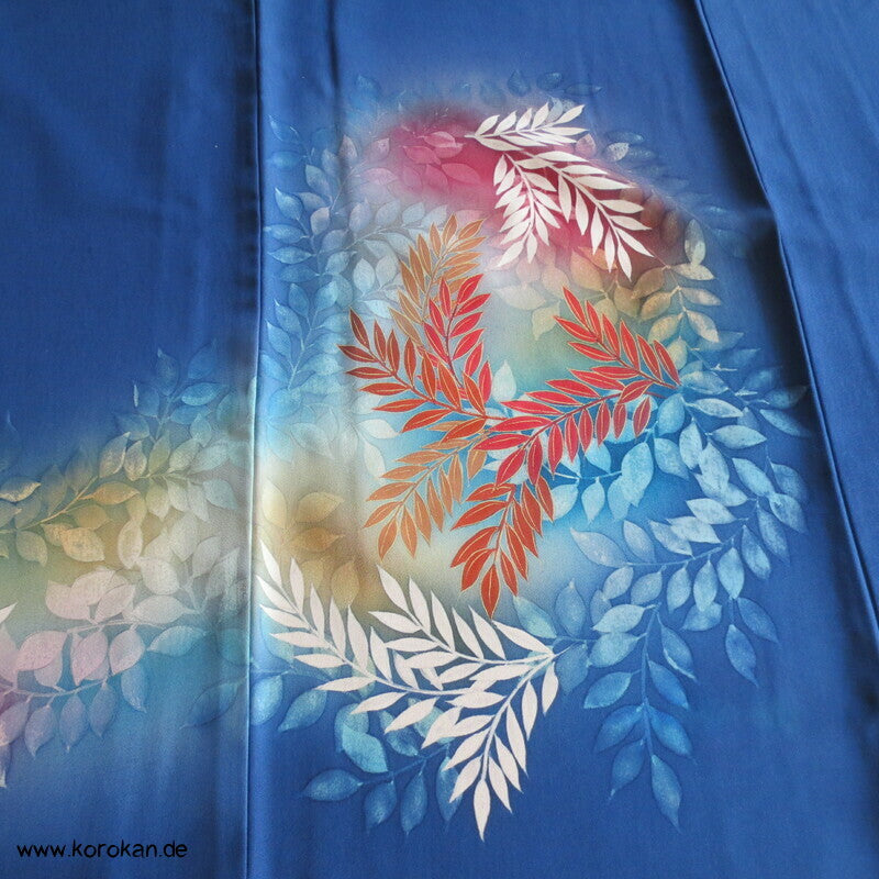 wilde Zweige in blau Tsukesage / Homongi Seidencrepe Japan Kimono