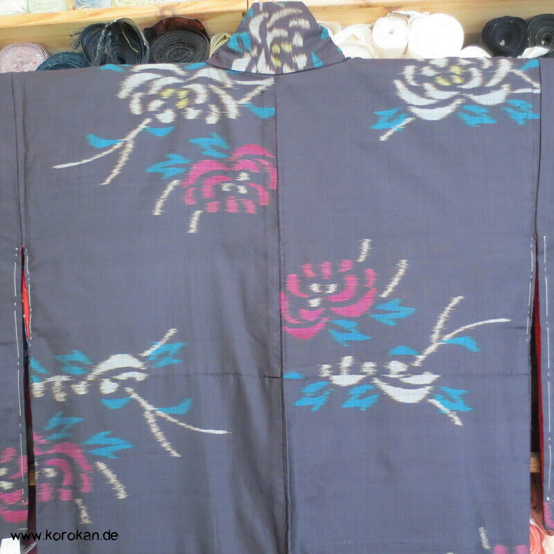 Japan Art Deco Chrysanthemen auf schwarz Meisen Seiden Kimono