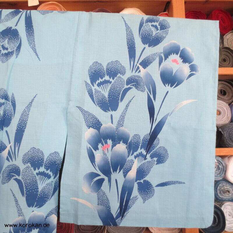 handgenähter japanischer Yukata Kimono, blaue Blume Baumwolle
