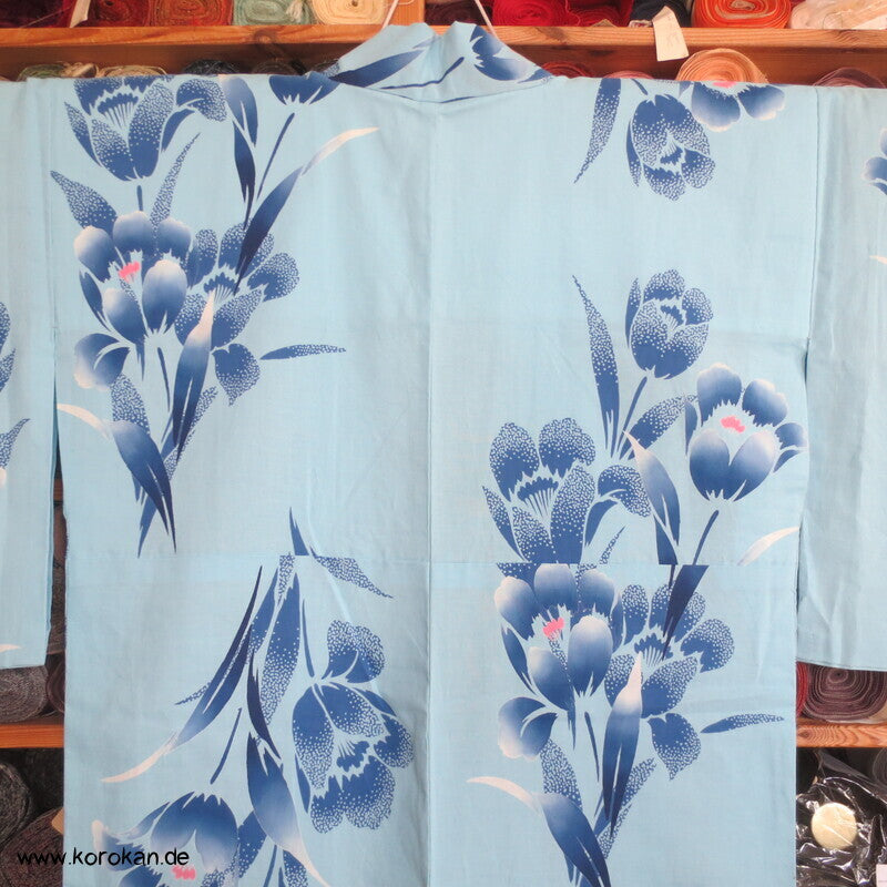 handgenähter japanischer Yukata Kimono, blaue Blume Baumwolle