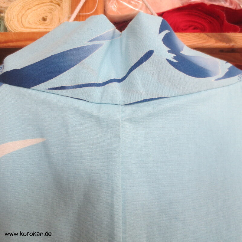 handgenähter japanischer Yukata Kimono, blaue Blume Baumwolle