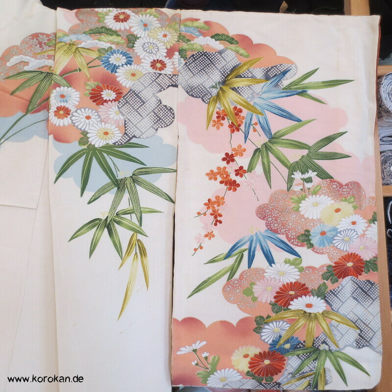Bambus, Blüten, Goldstickerei Homongi Kimono