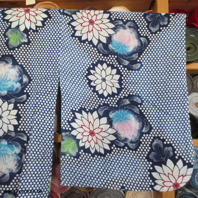 handgenähter japanischer Yukata Kimono, Chrysanthemen