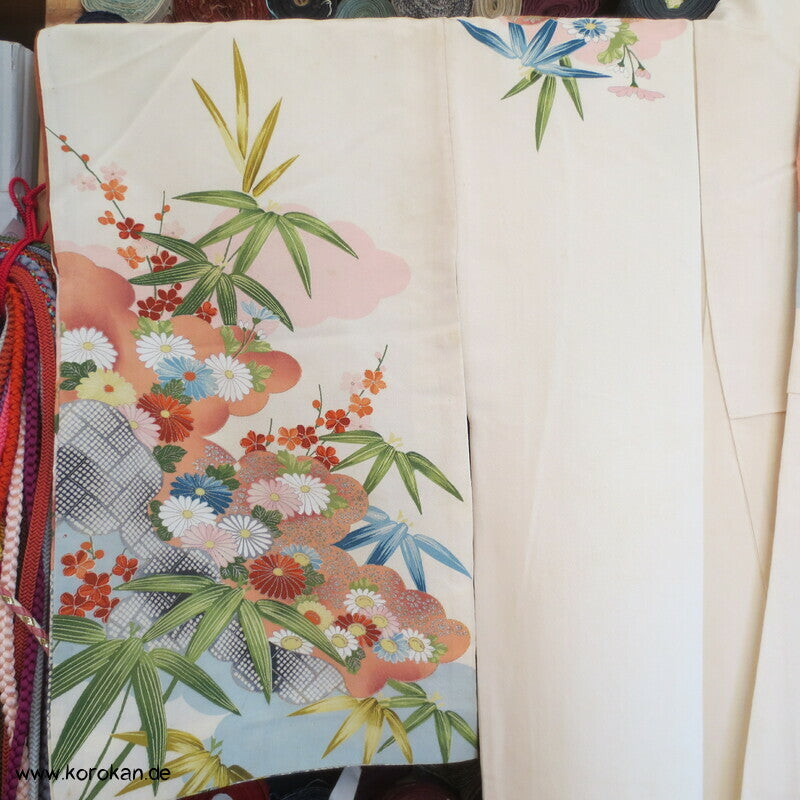 Bambus, Blüten, Goldstickerei Homongi Kimono