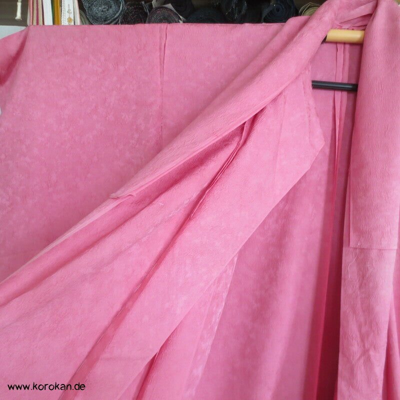 Sakura Traum Furisode Kimono Seidendamast Karieba Stoff