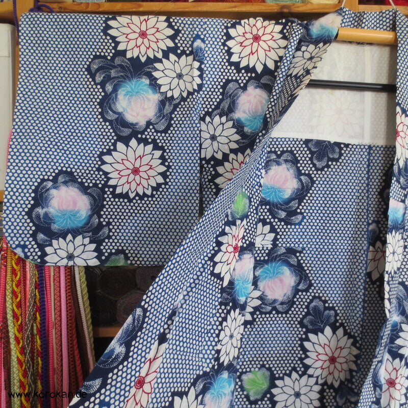 handgenähter japanischer Yukata Kimono, Chrysanthemen