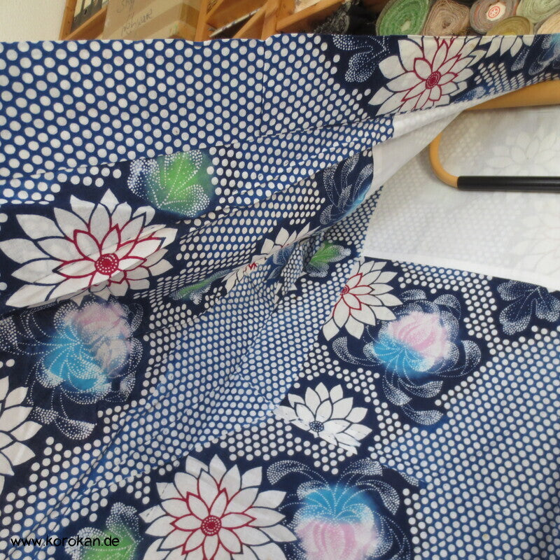 handgenähter japanischer Yukata Kimono, Chrysanthemen