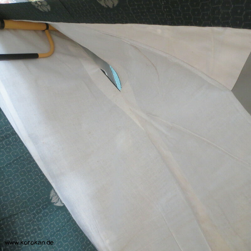 Kikko, Blumensignets japanischer Meisen Seiden Art Deco Kimono