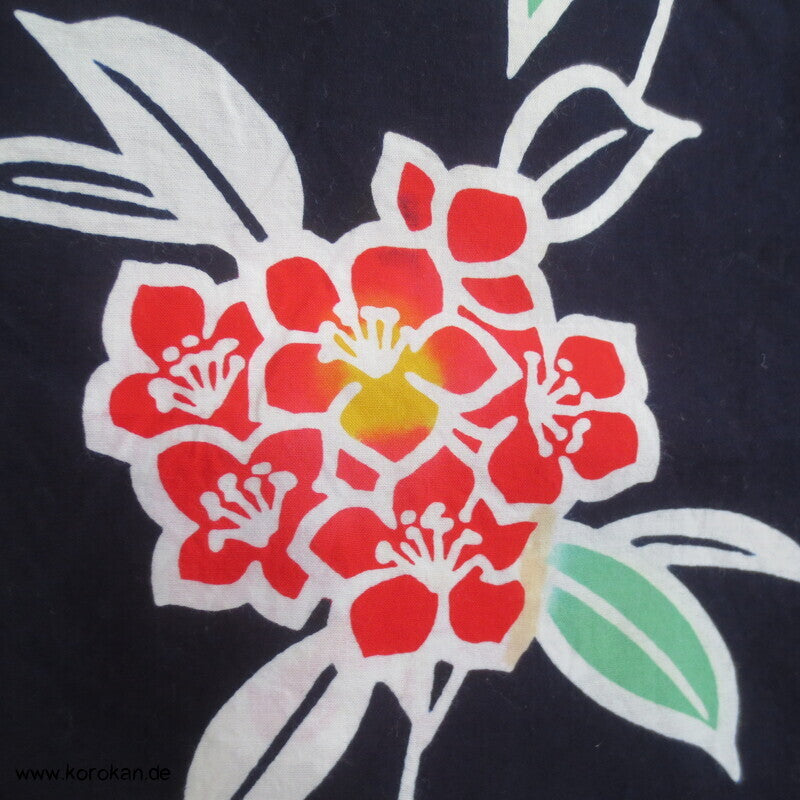 Japan Baumwoll Yukata Kimono bunte Hydrangea auf dunkelblau