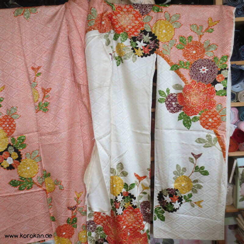 Rose, Kanoko Furisode Kimono, Seidendamast Karieba Stoff, Goldstickerei