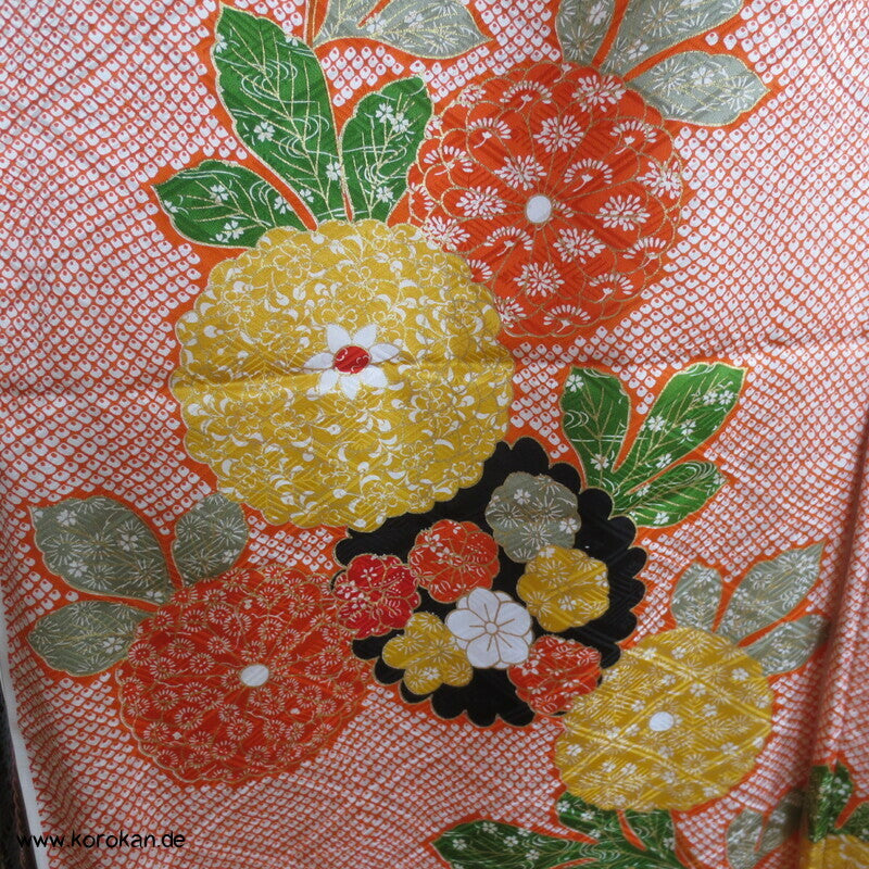 Rose, Kanoko Furisode Kimono, Seidendamast Karieba Stoff, Goldstickerei