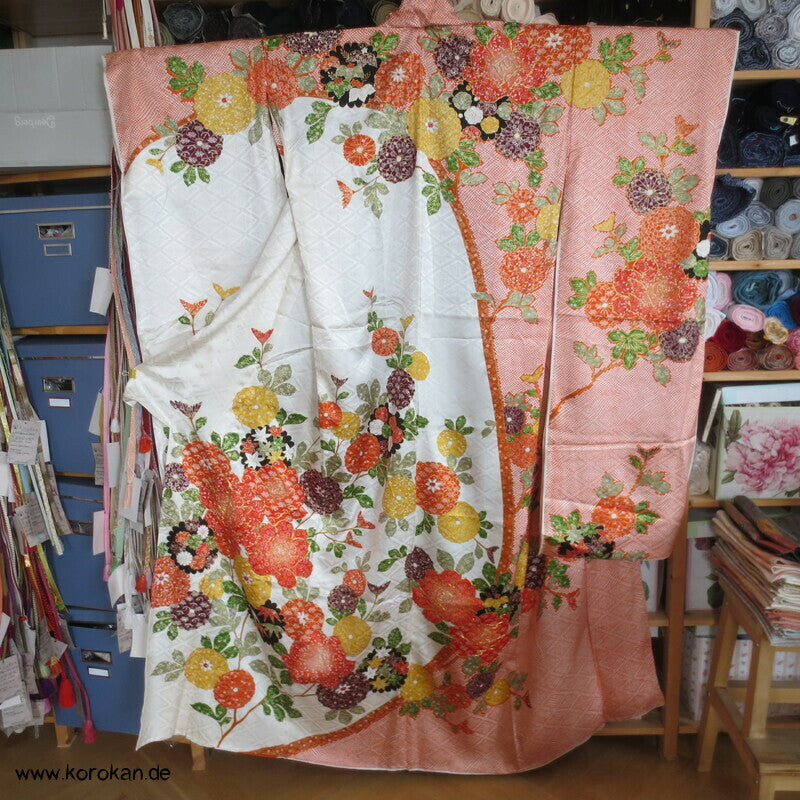 Rose, Kanoko Furisode Kimono, Seidendamast Karieba Stoff, Goldstickerei