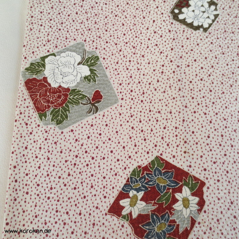 Punkte und Shikishi Seidendamast Komon Kimono
