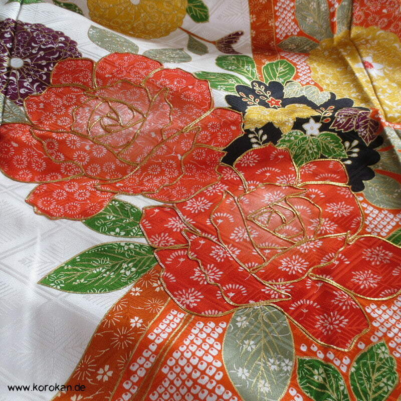 Rose, Kanoko Furisode Kimono, Seidendamast Karieba Stoff, Goldstickerei