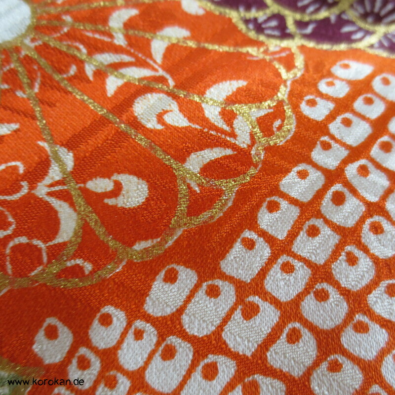 Rose, Kanoko Furisode Kimono, Seidendamast Karieba Stoff, Goldstickerei