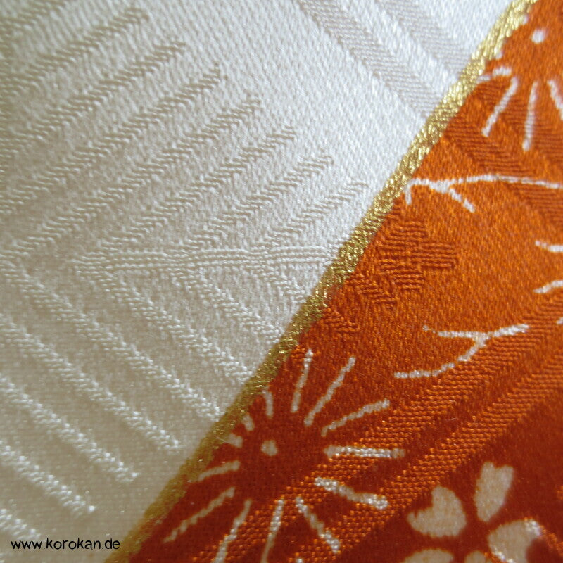 Rose, Kanoko Furisode Kimono, Seidendamast Karieba Stoff, Goldstickerei