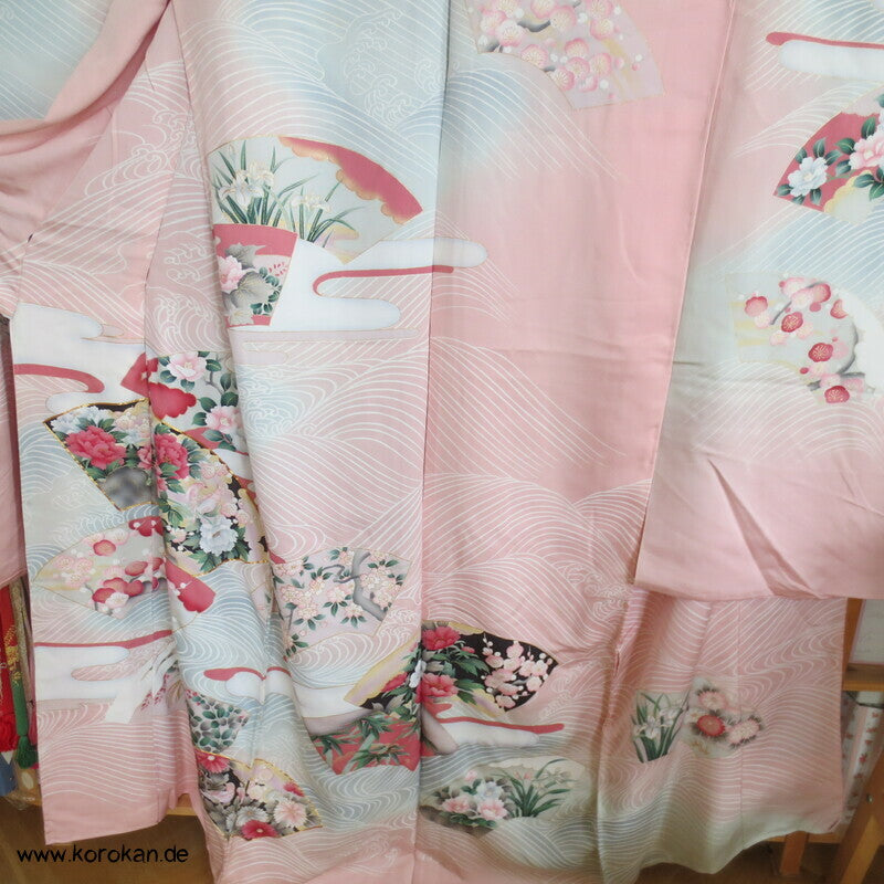 Vier Jahreszeiten Fächer, Wellen Furisode Kimono, Seidencrepe Karieba Stoff