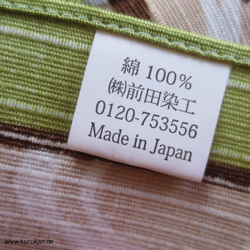 rote und weiße Umeblüten Furoshiki japanisches Tragetuch