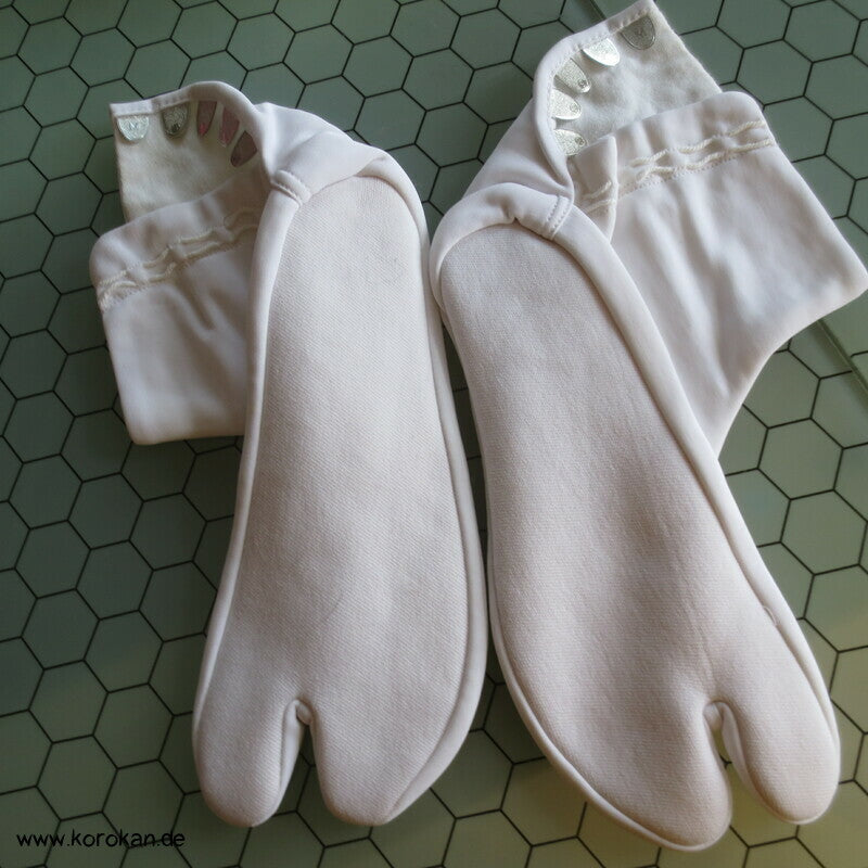 weiße Stretch Tabi Socken mit 5 Haken, Gr. 36