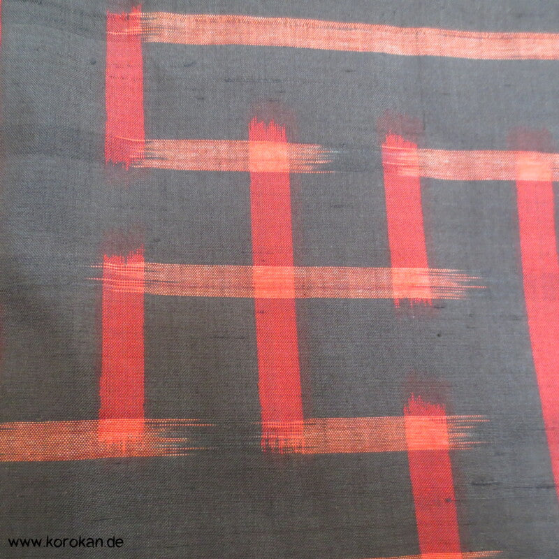 Sayagata rot - weiß auf schwarz Meisen Seiden Kimono