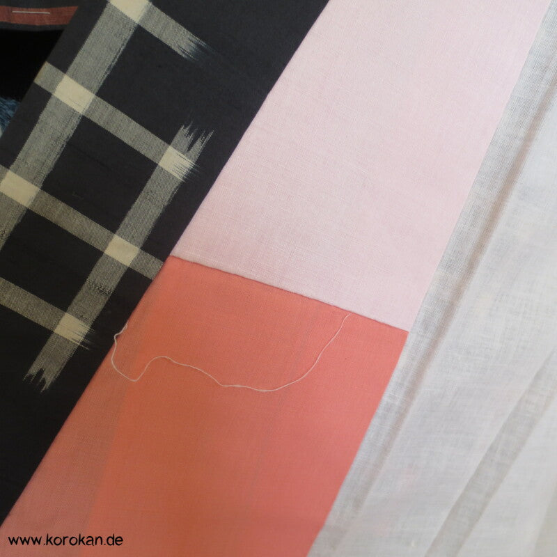 Sayagata rot - weiß auf schwarz Meisen Seiden Kimono