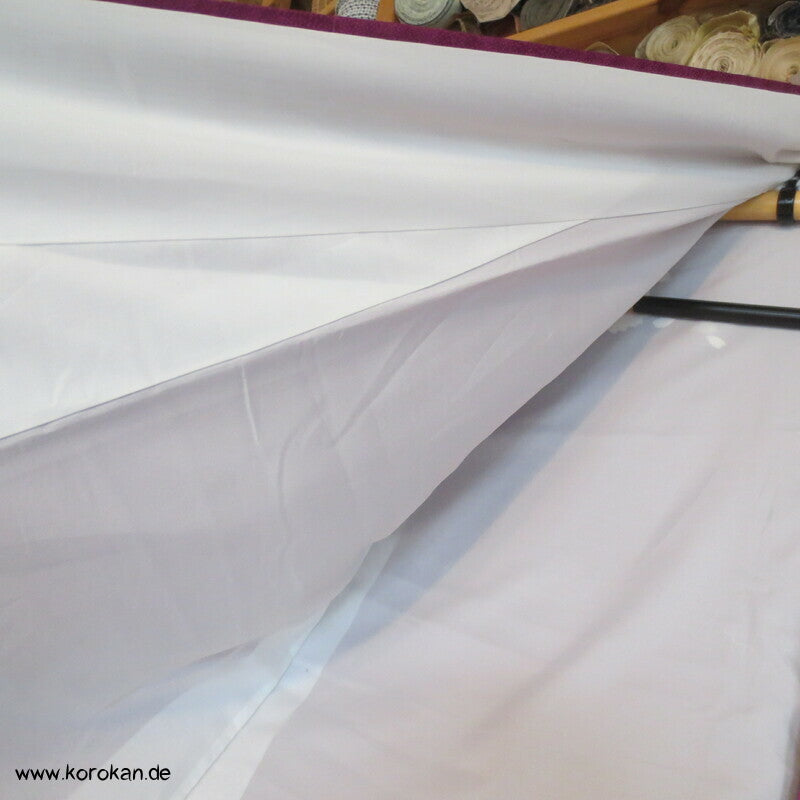 Furisode Seiden Kimono Blütenstreifen auf pflaume