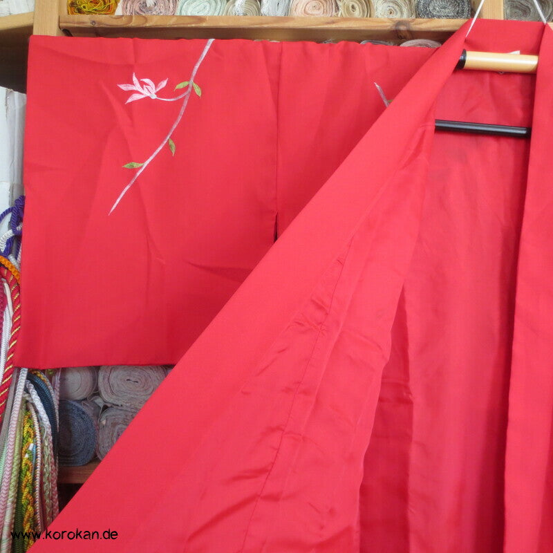 Mitsukiku japanischer gestickter Phönix Touristenkimono