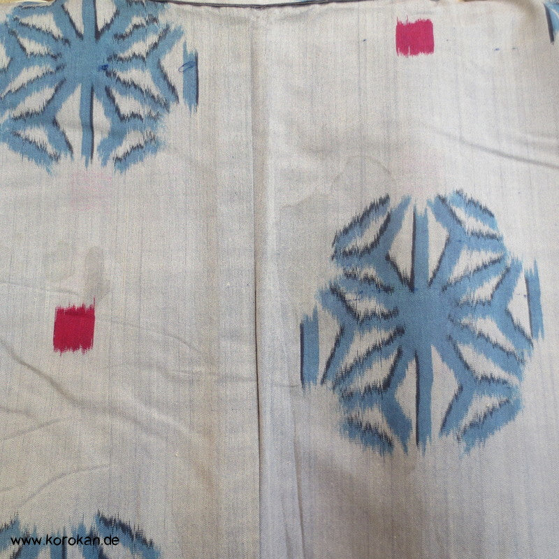 Asanoha Schneeflocken und rote Quadrate Meisen Seiden Kimono