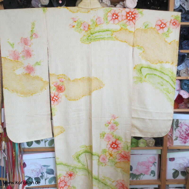 Full Shibori angedeutete Blumen und Blätter Seidendamast Furisode Kimono