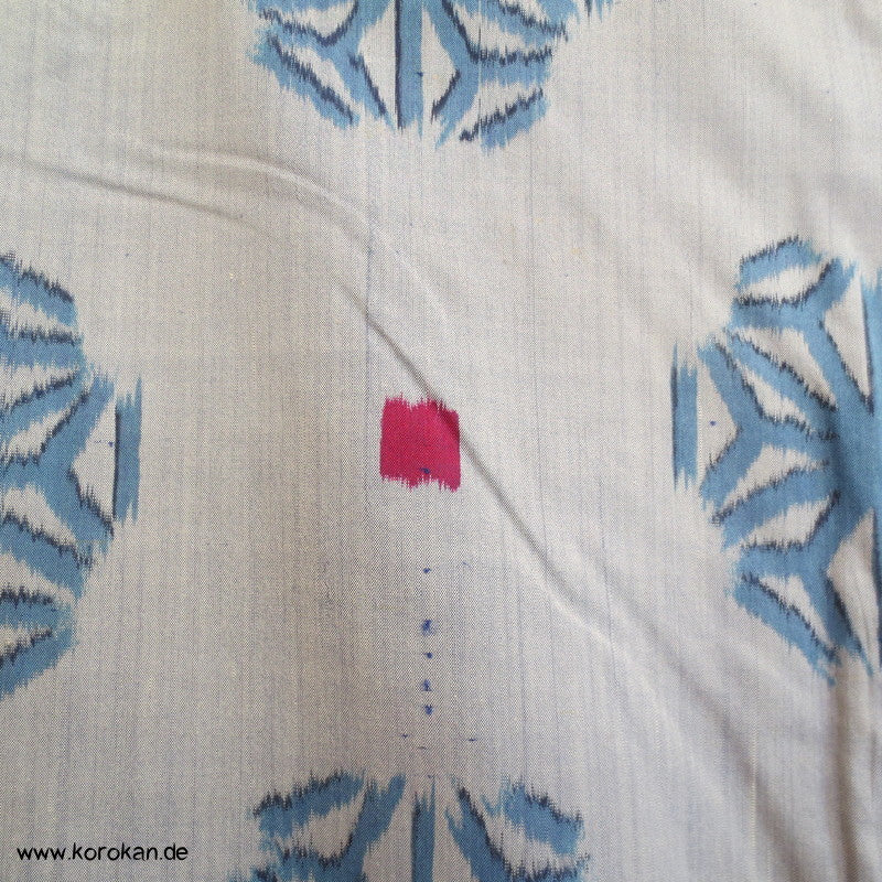 Asanoha Schneeflocken und rote Quadrate Meisen Seiden Kimono