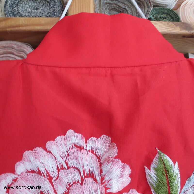 Mitsukiku japanischer gestickter Phönix Touristenkimono