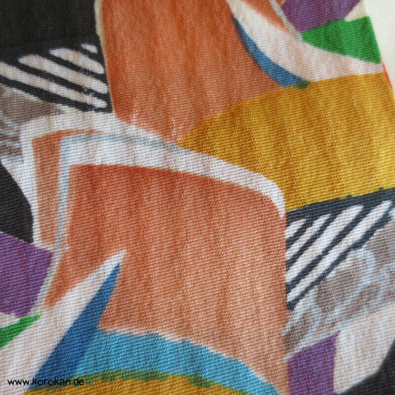 Komon Kimono Seidencrepe allover Mandarinenten