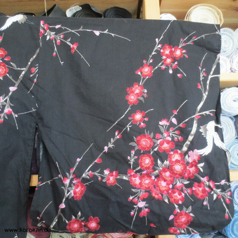 kurzer breiter Ume und Kraniche Yukata