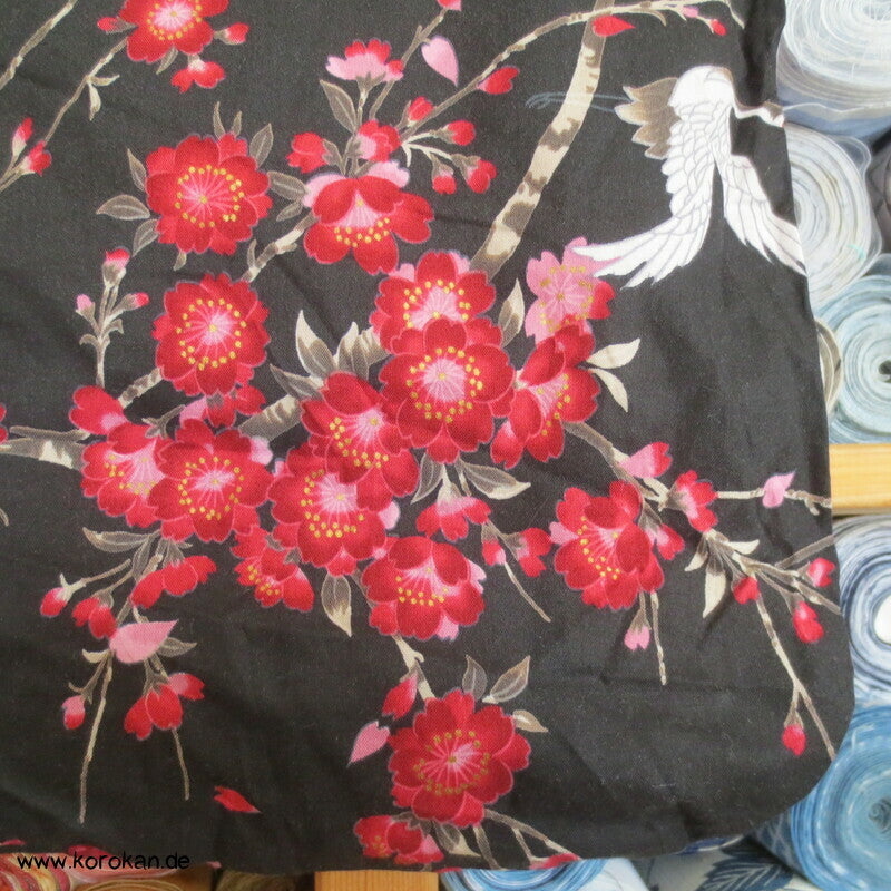 kurzer breiter Ume und Kraniche Yukata