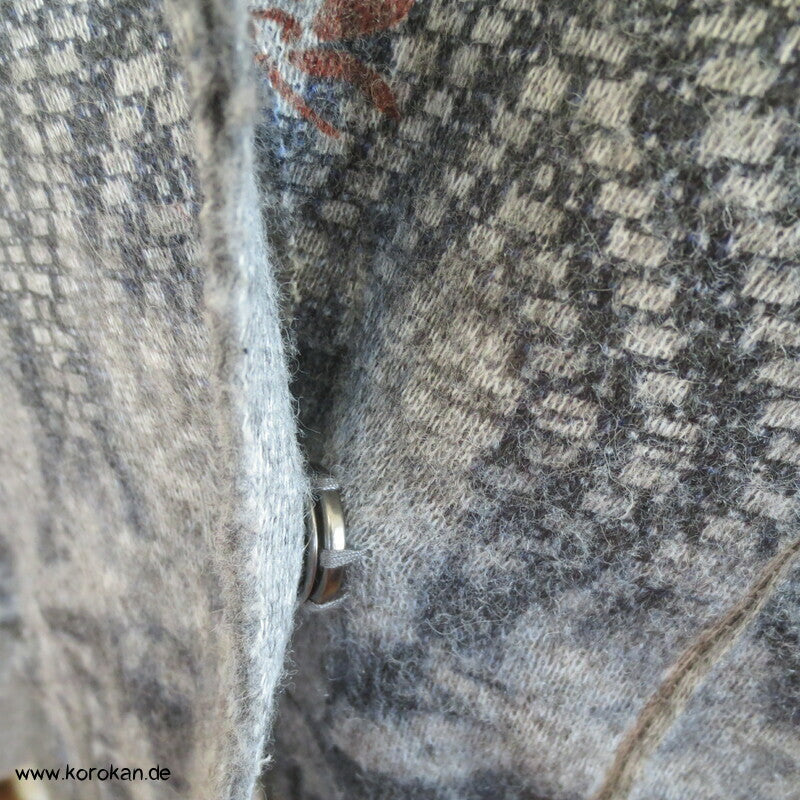 italienische Wollwalkjacke, mit Druckmuster auf grau