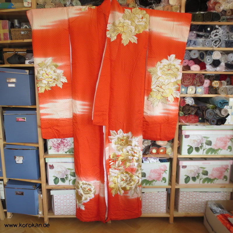 goldene Päonien Stickerei Kakeshita / Furisode Seidendamast Kimono