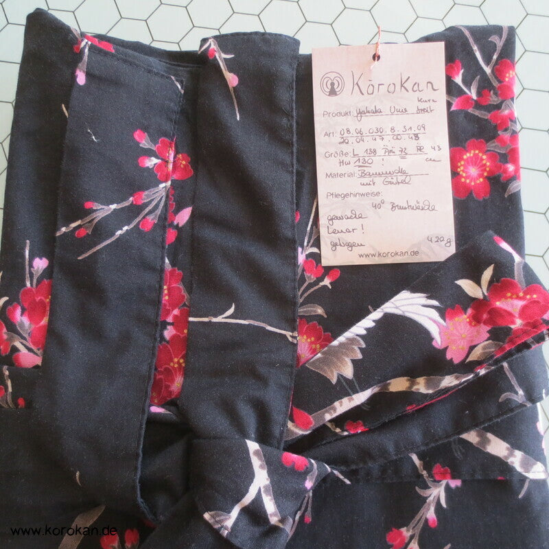 kurzer breiter Ume und Kraniche Yukata