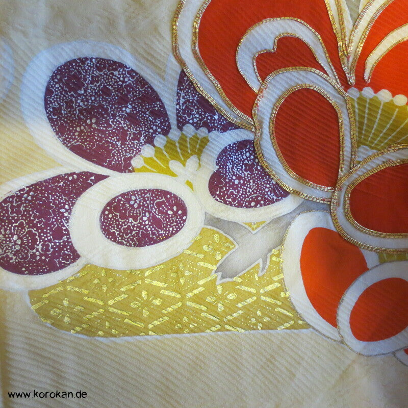 Sakurazweig stilisiert Furisode Seiden Karieba